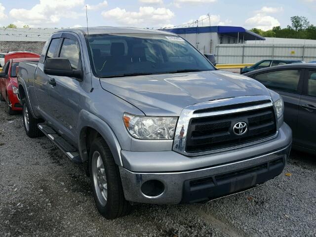 5TFRM5F19BX029452 - 2011 TOYOTA TUNDRA DOU SILVER photo 1