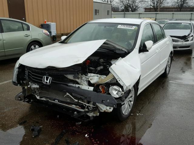 1HGCP26328A129872 - 2008 HONDA ACCORD LX WHITE photo 2