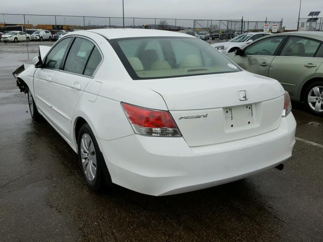 1HGCP26328A129872 - 2008 HONDA ACCORD LX WHITE photo 3