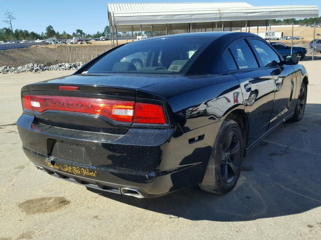 2C3CDXBG1EH346327 - 2014 DODGE CHARGER SE BLACK photo 4