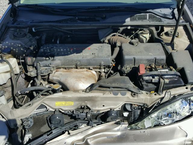 4T1BE32KX4U291305 - 2004 TOYOTA CAMRY LE GOLD photo 7