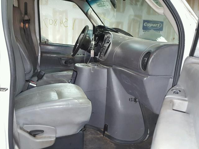 1FTNE24L55HB20151 - 2005 FORD ECONOLINE WHITE photo 5