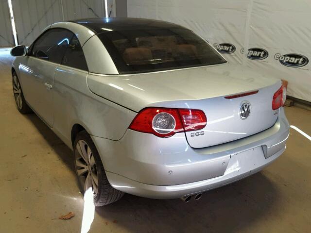 WVWDB71F48V032410 - 2008 VOLKSWAGEN EOS VR6 SILVER photo 3