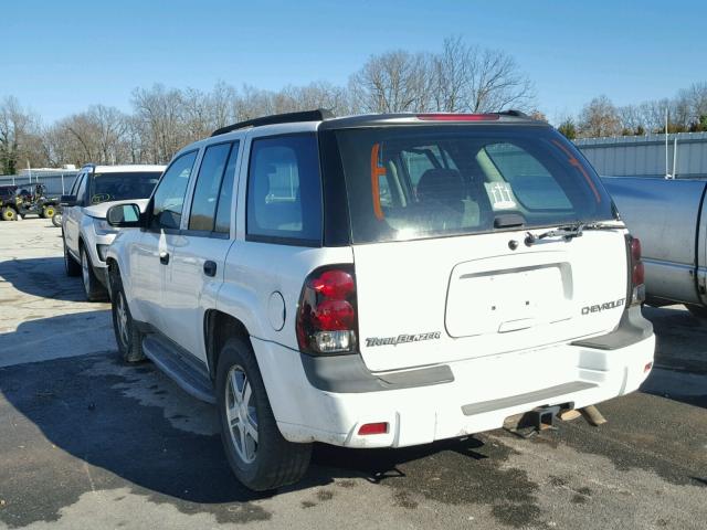 1GNDT13S842267707 - 2004 CHEVROLET TRAILBLAZE WHITE photo 3