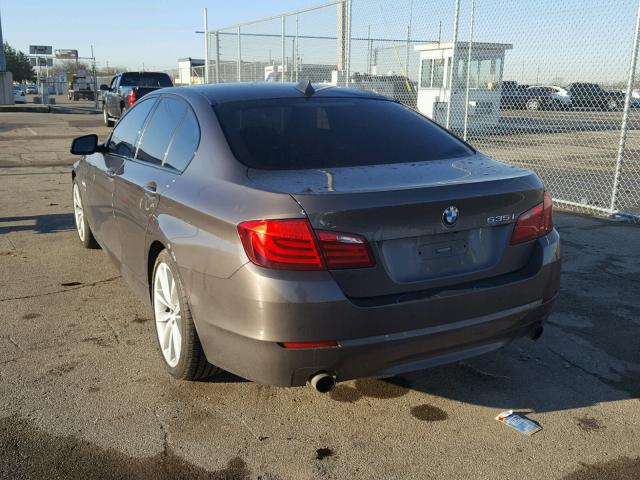 WBAFU7C57CDU59955 - 2012 BMW 535 XI GRAY photo 3