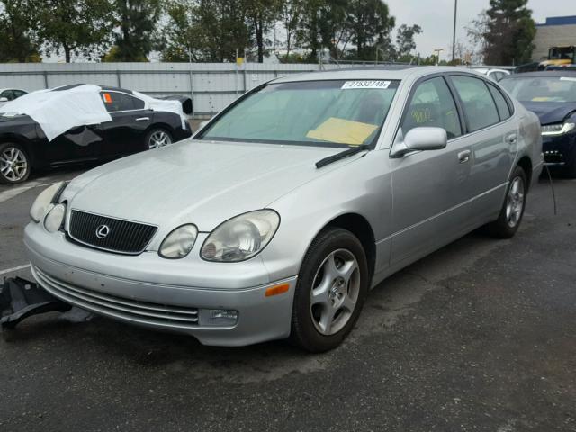 JT8BH68X2Y0023232 - 2000 LEXUS GS 400 SILVER photo 2