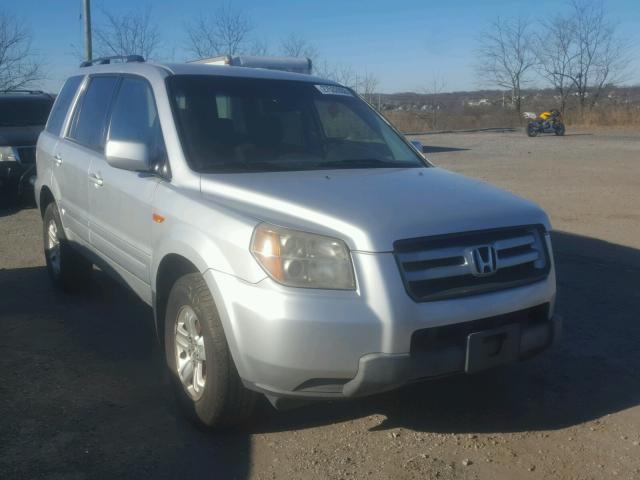 5FNYF28238B013860 - 2008 HONDA PILOT VP SILVER photo 1