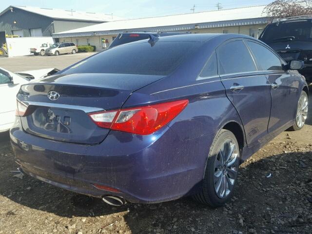 5NPEC4AC4BH066585 - 2011 HYUNDAI SONATA SE BLUE photo 4