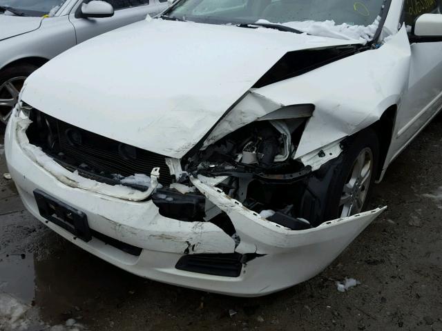 JHMCM56387C017653 - 2007 HONDA ACCORD SE WHITE photo 9