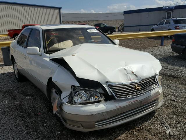 JT8BH28F9X0155421 - 1999 LEXUS LS 400 WHITE photo 1