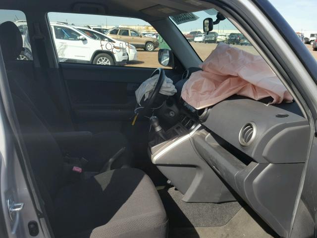 JTLKE50E991063127 - 2009 TOYOTA SCION XB ვერცხლისფერი ფოტო 5