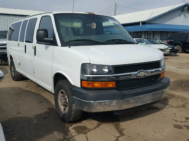 1GAHG39U171184058 - 2007 CHEVROLET EXPRESS G3 WHITE photo 1