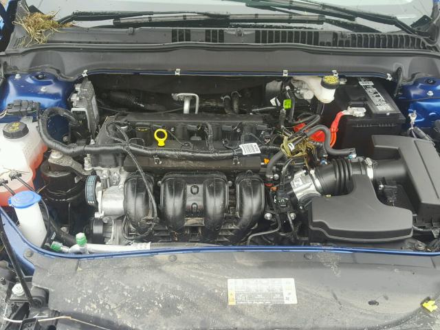 3FA6P0H71JR109212 - 2018 FORD FUSION SE أزرق صورة 7