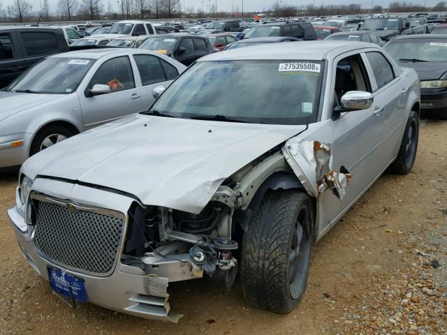 2C3KA63H47H684149 - 2007 CHRYSLER 300C SILVER photo 9