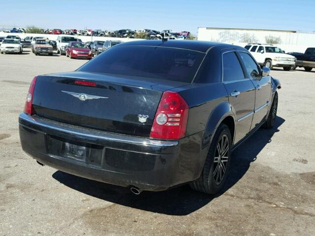 2C3LA63H38H287697 - 2008 CHRYSLER 300C BLACK photo 4