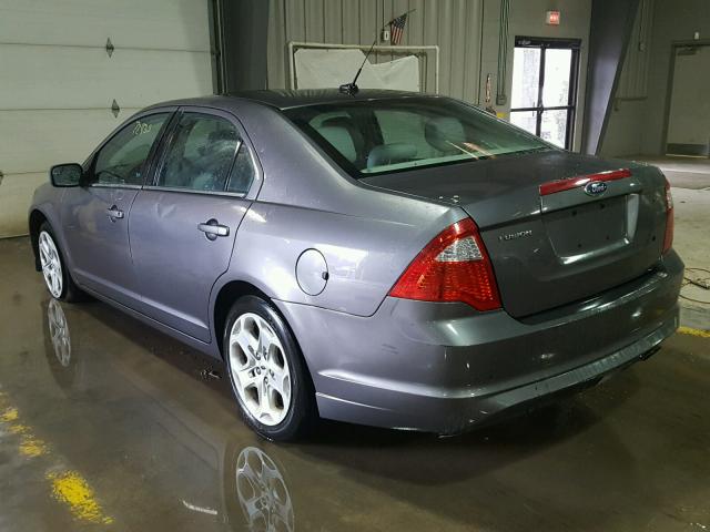 3FAHP0HA7BR346440 - 2011 FORD FUSION SE GRAY photo 3