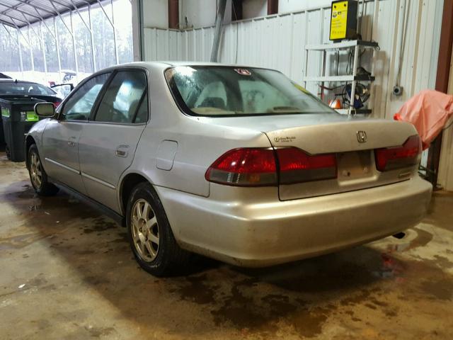 1HGCG56722A093726 - 2002 HONDA ACCORD SE SILVER photo 3