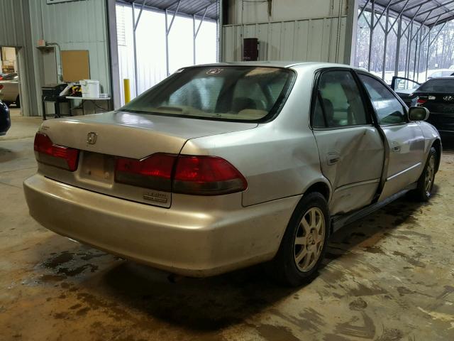 1HGCG56722A093726 - 2002 HONDA ACCORD SE SILVER photo 4