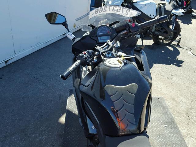 JKAEXEE14CDA05406 - 2012 KAWASAKI EX650 EC BLACK photo 5