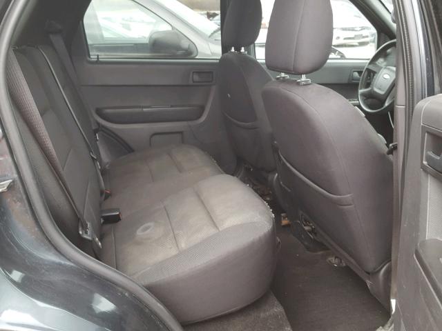 1FMCU03Z98KC70190 - 2008 FORD ESCAPE XLT GRAY photo 6