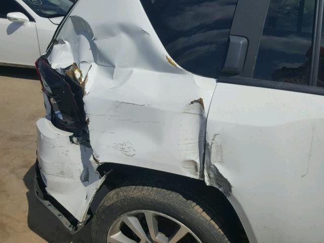 1C4NJDBB9GD596611 - 2016 JEEP COMPASS SP WHITE photo 9