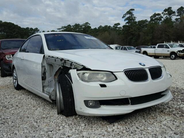 WBAKF9C57BE261633 - 2011 BMW 335 XI WHITE photo 1