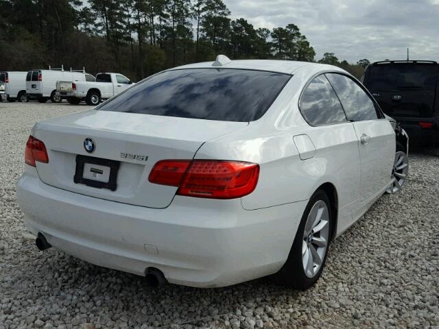 WBAKF9C57BE261633 - 2011 BMW 335 XI WHITE photo 4