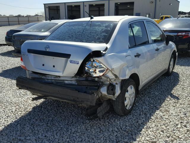 3N1CC1AP9BL392815 - 2011 NISSAN VERSA S GRAY photo 4