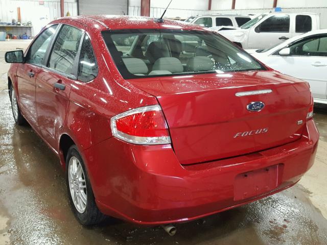 1FAHP3FN3BW146241 - 2011 FORD FOCUS SE RED photo 3