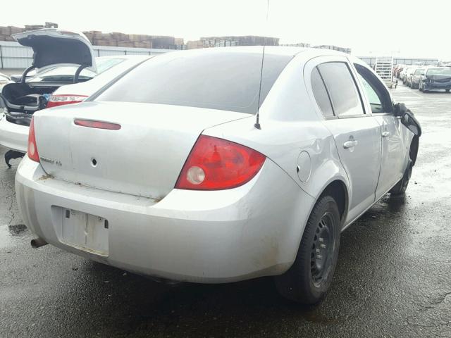 1G1AK58F387316458 - 2008 CHEVROLET COBALT LS SILVER photo 4