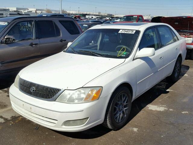 4T1BF28B92U262888 - 2002 TOYOTA AVALON XL WHITE photo 2