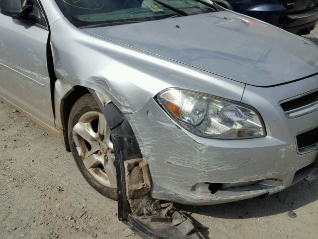1G1ZB5EB0AF316496 - 2010 CHEVROLET MALIBU LS Gümüş foto 9