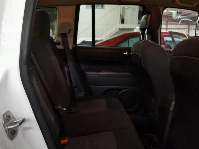 1C4NJDBB4FD240338 - 2015 JEEP COMPASS SP WHITE photo 6