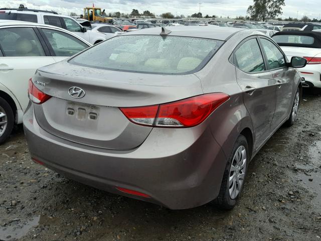 5NPDH4AE9BH016313 - 2011 HYUNDAI ELANTRA GL BROWN photo 4