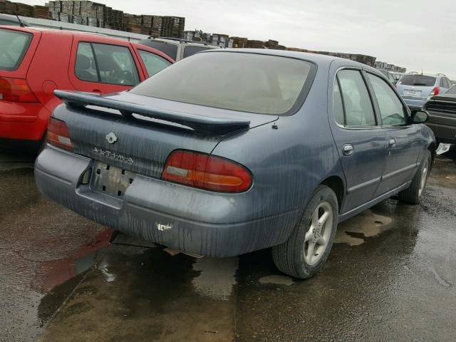 1N4BU31D4RC222686 - 1994 NISSAN ALTIMA XE BLUE photo 4