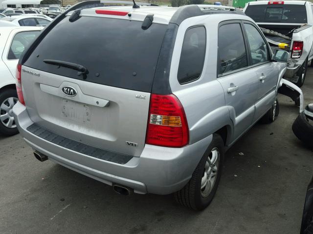 KNDJF723X67267147 - 2006 KIA NEW SPORTA SILVER photo 4