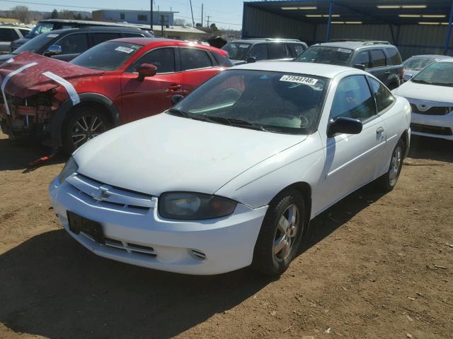 1G1JF12F657176567 - 2005 CHEVROLET CAVALIER L WHITE photo 2