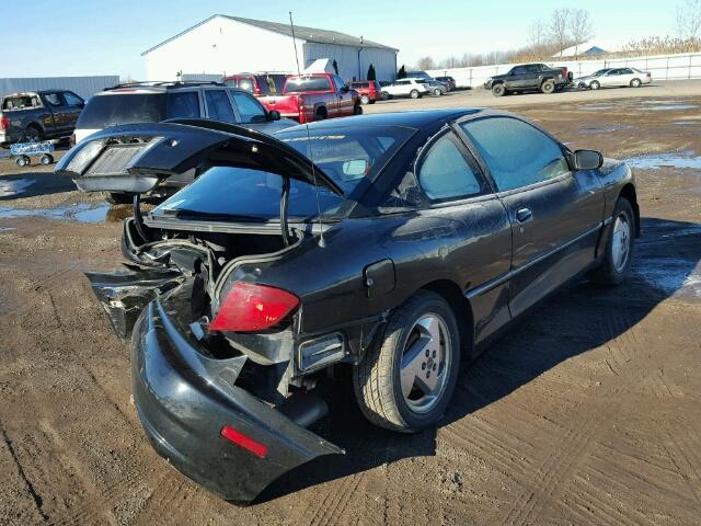 3G2JB12F25S227183 - 2005 PONTIAC SUNFIRE BLACK photo 4