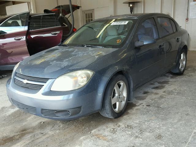 1G1AL52F957550881 - 2005 CHEVROLET COBALT LS BLUE photo 2