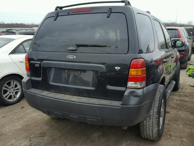 1FMYU93165KE24046 - 2005 FORD ESCAPE XLT BLACK photo 4