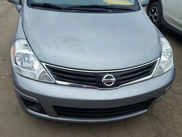 3N1BC1CP5AL367174 - 2010 NISSAN VERSA S GRAY photo 7