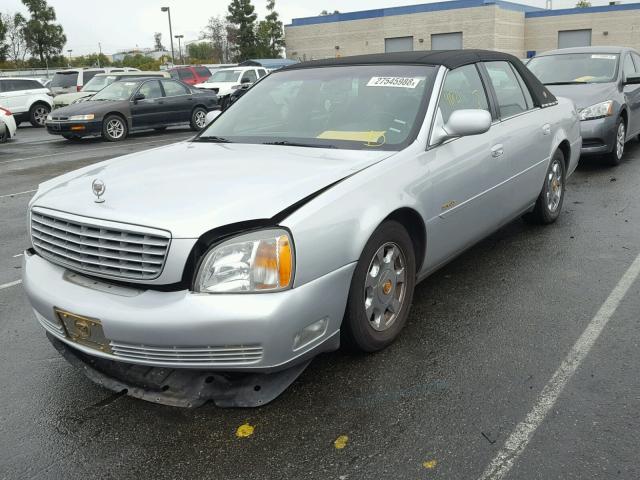 1G6KD54YX2U109669 - 2002 CADILLAC DEVILLE SILVER photo 2