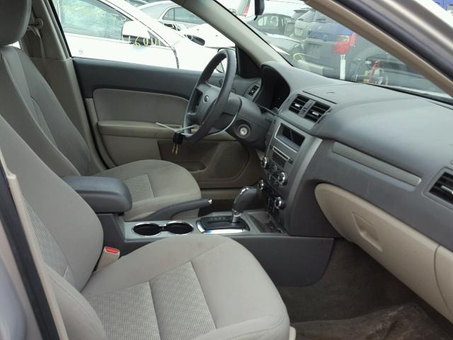 3FAHP0GA7AR348348 - 2010 FORD FUSION S BEIGE photo 5