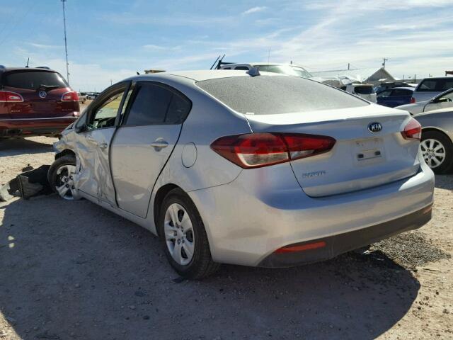 3KPFK4A71HE138706 - 2017 KIA FORTE LX SILVER photo 3