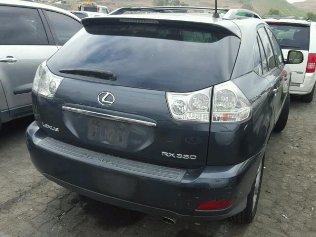 2T2GA31U95C037135 - 2005 LEXUS RX 330 GRAY photo 4