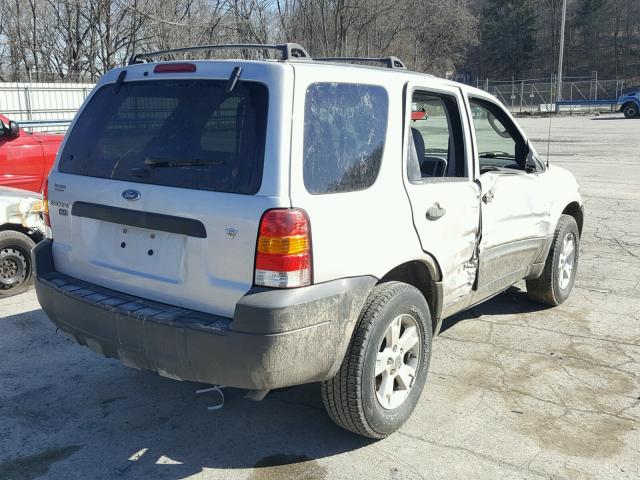 1FMYU93197KA65567 - 2007 FORD ESCAPE XLT SILVER photo 4