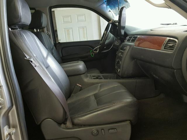 1GTHK23608F167427 - 2008 GMC SIERRA K25 GRAY photo 5