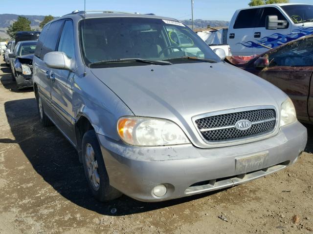 KNDUP132356668802 - 2005 KIA SEDONA EX SILVER photo 1