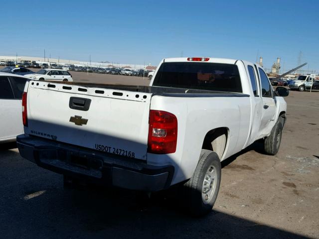 1GC2CVCGXBZ182360 - 2011 CHEVROLET SILVERADO WHITE photo 4