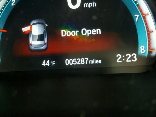 2HGFC2F73HH527623 - 2017 HONDA CIVIC EX თეთრი ფოტო 8